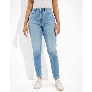 AMERICAN EAGLE MOM JEANS 90’s JEANS WITH STRETCH SIZE 10 SHORT HIGH RISE JEANS